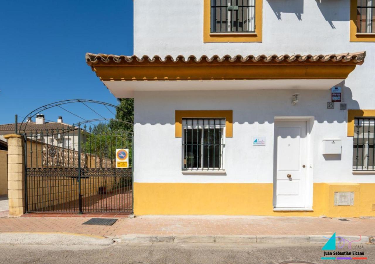 Casa Juan Sebastian Elcano Gelves Exterior foto